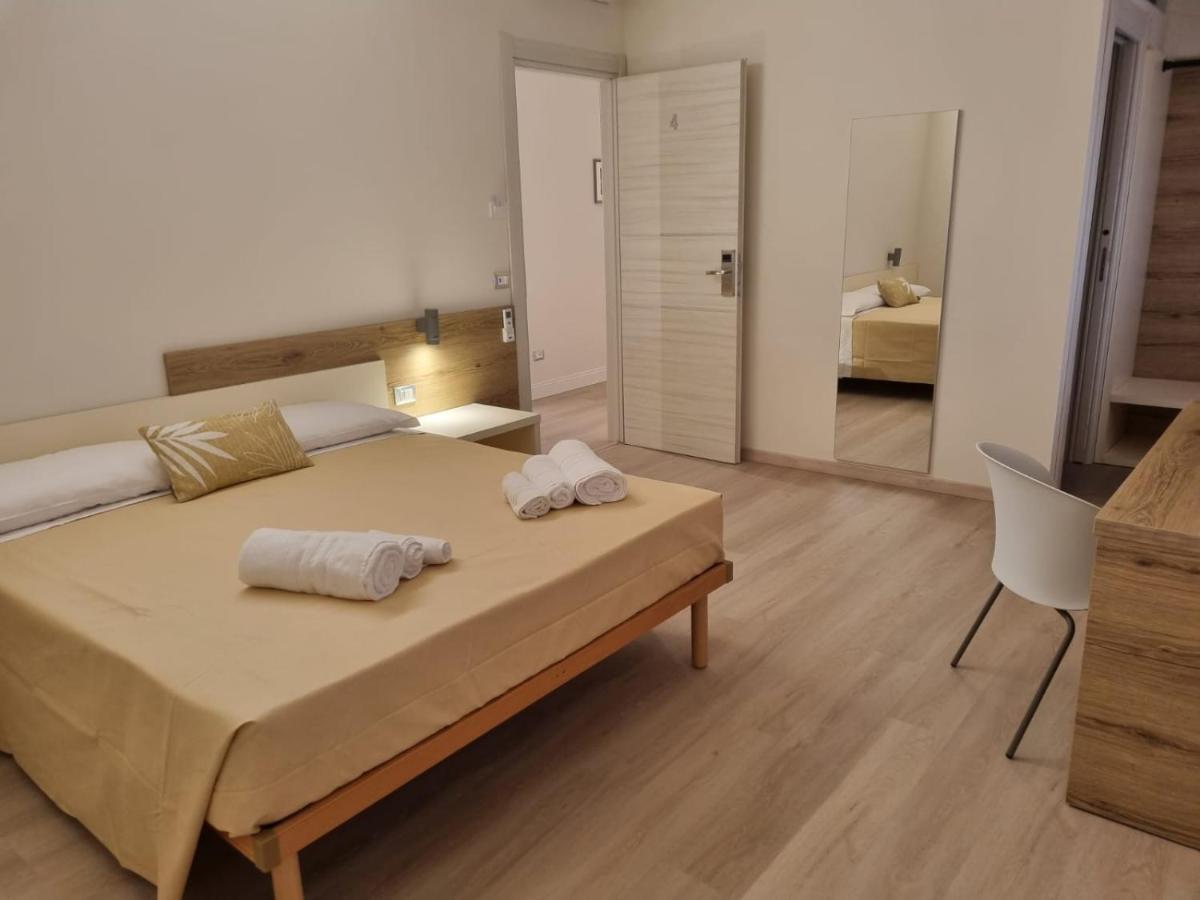 Simona Rooms Portocannone Екстер'єр фото